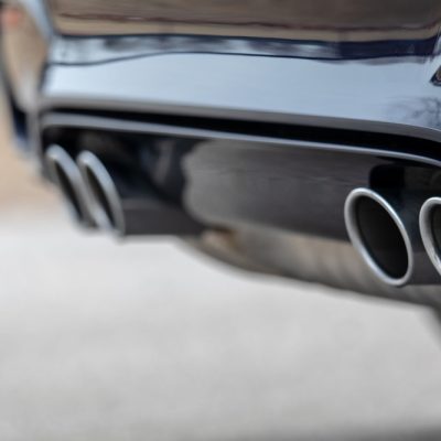 A,Soft,Focus,Of,A,Quad,Pipe,Exhaust,Of,A